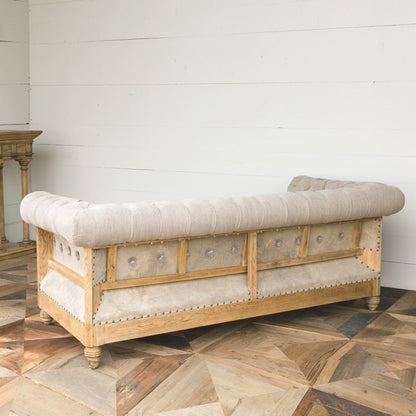 Park Hill Collections Country French Hillcrest Tufted Sofa - EFS81664