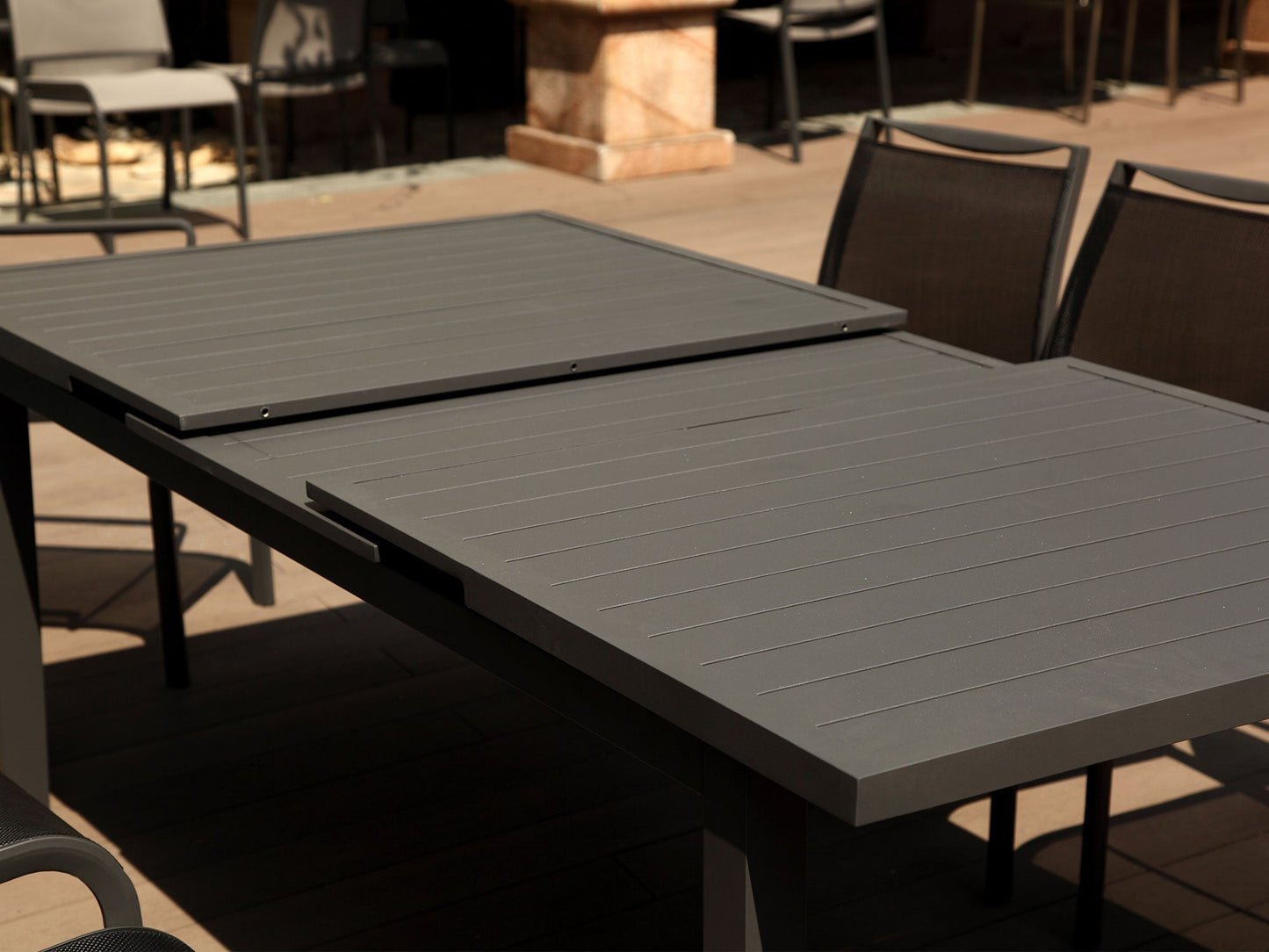 Whiteline Mods -    Black Alum Outdoor Extendable Dining Table DT1567 - DT1567-GRY